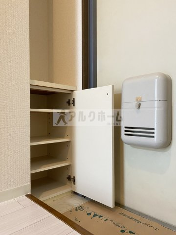 リーベハイツ青山の玄関