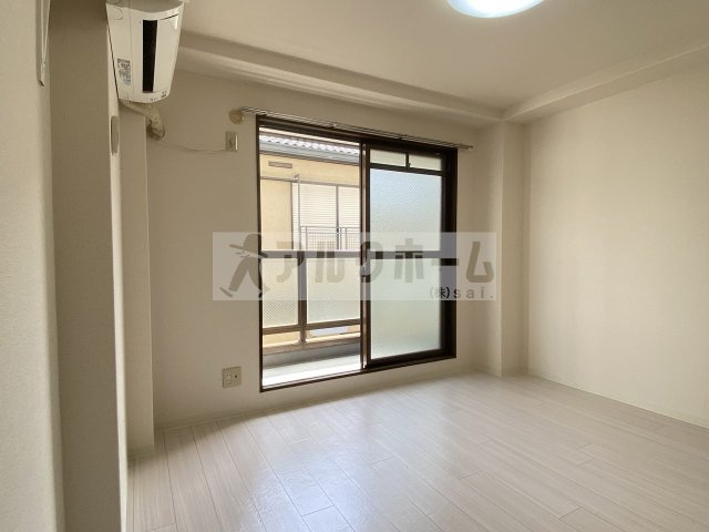 リーベハイツ青山の居間・リビング