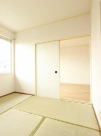 【寝室】