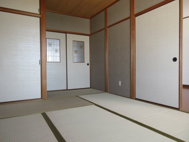 マンションサエイの和室