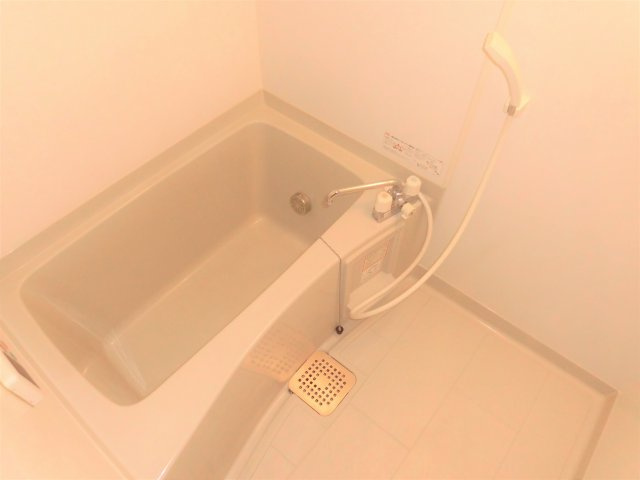 クオリアBの浴室