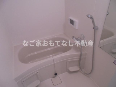 【浴室】 | Grandtic Solist