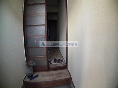 【玄関】 | 南津の辺町貸家