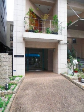 【エントランス】 | コンフォリア西麻布