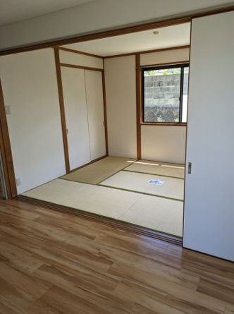 【寝室】