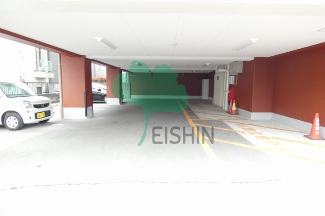 ウィズパークの駐車場