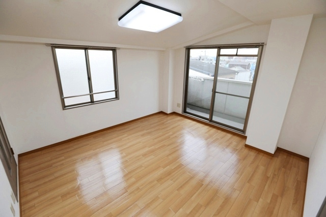 【居間・リビング】 | メゾンラフィーネ