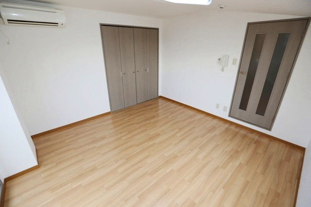 【寝室】 | メゾンラフィーネ