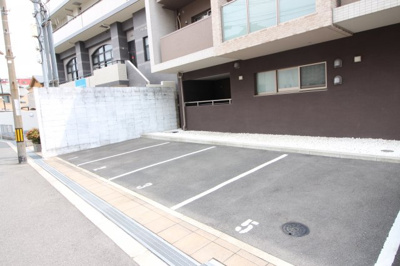 【駐車場】 | サン・ピース阿倍野 | 駐車場