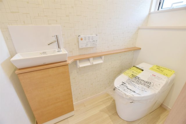 西宮市山口町香花園 建築条件付き 売土地 ５号地 の完成予想図|-建物プラン例-
自由設計に対応しておりますので、こだわりのおうちをお建て下さいませ。