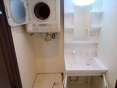 【洗面所】 | ヒルズ安里 | ※退去前の為、写真と現状が異なる場合がございます