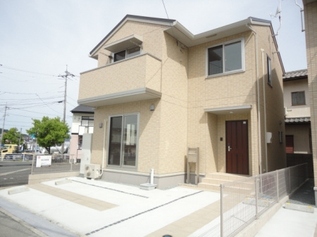 パインコート　B棟の外観