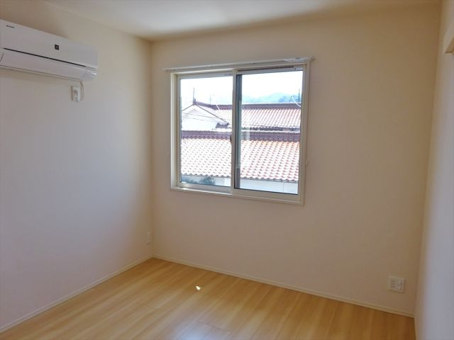 パインコート　B棟の洋室