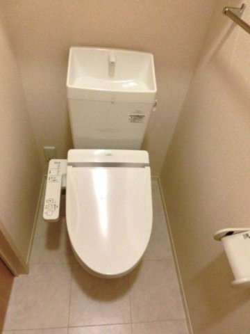 パインコート　B棟のトイレ