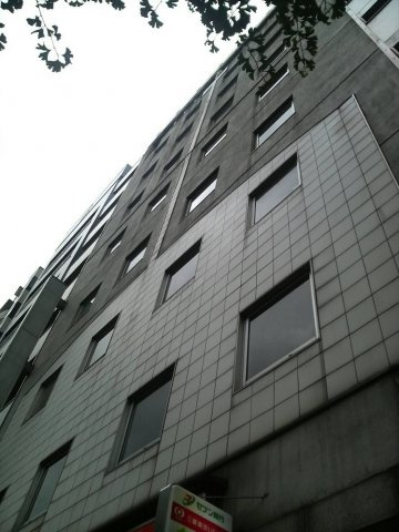 三木ビルの外観
