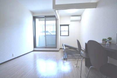 【居間・リビング】 | ＭＯＯＮ下到津　Ｄ