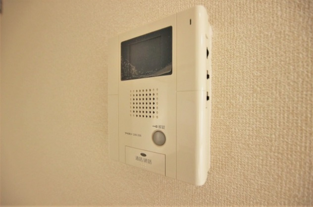 グレイス今里　BRAVI不動産のセキュリティ|【グレイス今里】モニター付インターホン