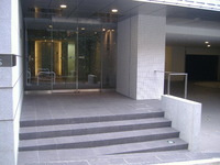 四谷デュープレックスＤ－Ｒのエントランス|四谷デュープレックスＤ－Ｒ