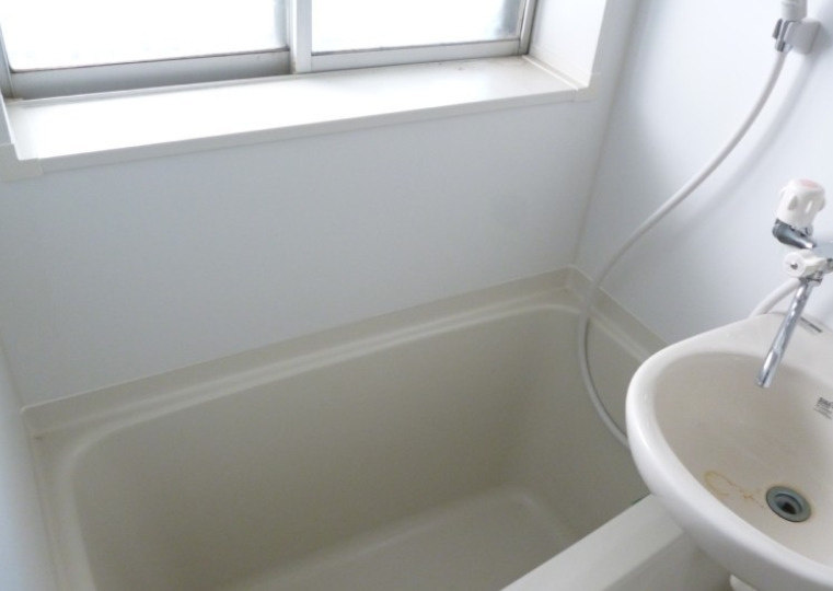 津福山一ビルの浴室|お風呂です