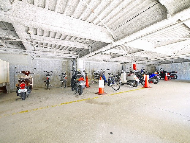 みつがらすのその他共用部分|自転車置き場