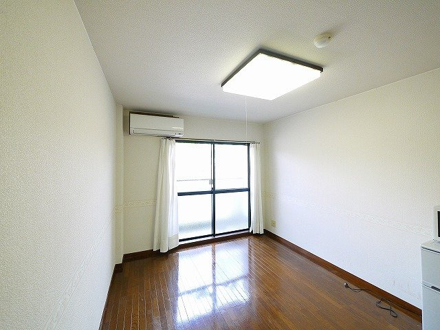 みつがらすの寝室|寝室にぴったりのお部屋です