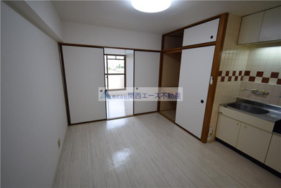 【居間・リビング】 | OKハイツ８号館