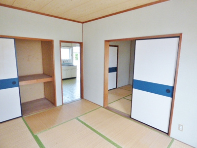 【寝室】 | ホワイトハウスＢ | 寝室