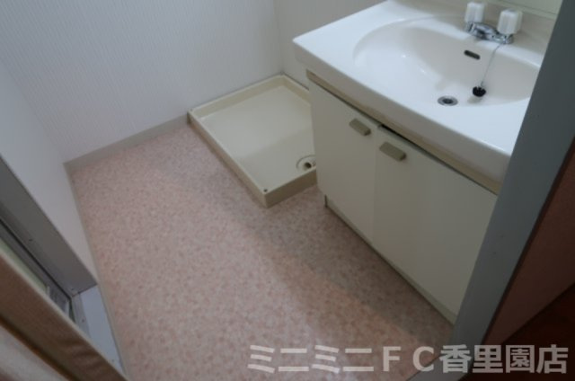 ヴィルヌーブエストの洗面所|洗面脱衣所