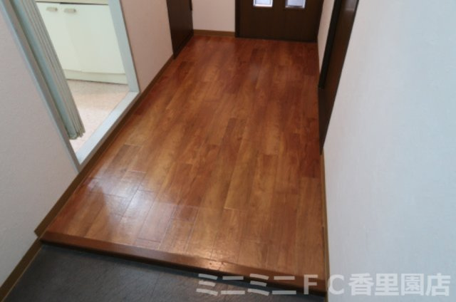 ヴィルヌーブエストのその他|玄関ホール