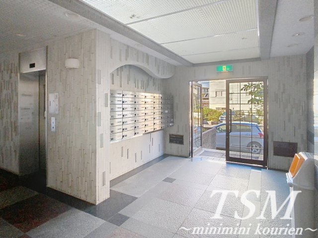 ヴィルヌーブエストのエントランス