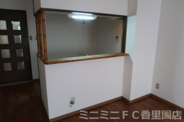 ヴィルヌーブエストのキッチン|カウンターキッチン