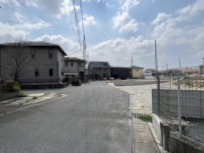 ヒル・高平の周辺|南側接面道路