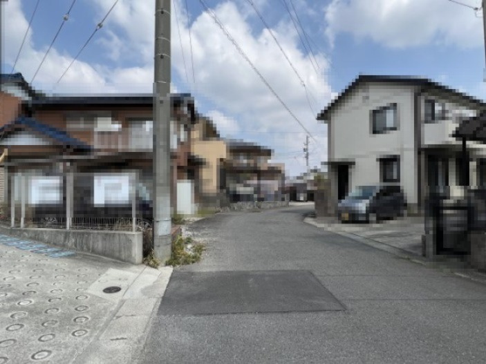 ヒル・高平の周辺|北側接道