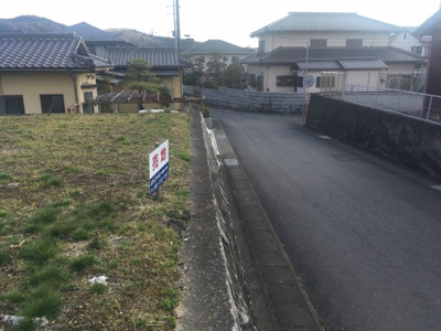 【前面道路含む現地写真】 | 桜川市富士見台４丁目売地