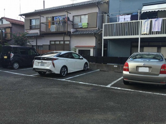 【駐車場】 | いつでも目の届く敷地内に駐車場があります♪荷物がかさばりがちなお買物にも、敷地内駐車場があると便利ですよね☆