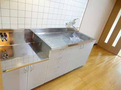  | エクセルハイム中島