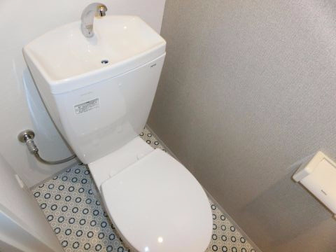 サンロール難波南のトイレ