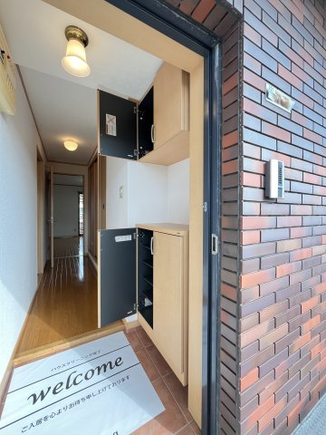 フジパレス皆生の玄関