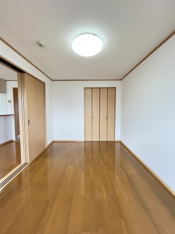 フジパレス皆生の洋室