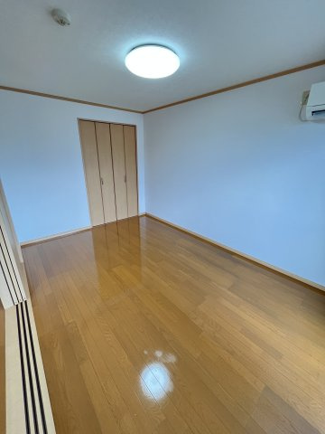 フジパレス皆生の洋室