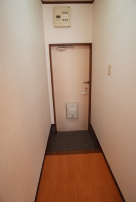 【玄関】 | エルムハイツ