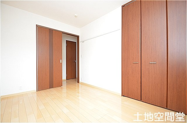 グランフィール華里の寝室