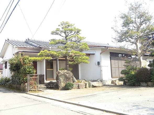 江崎貸家の外観