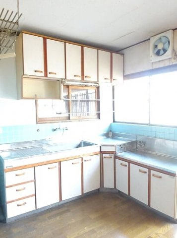 江崎貸家のキッチン