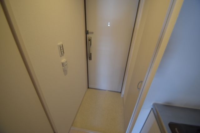 リブリ・ビクトリアスビージーの玄関|下駄箱付きの玄関です