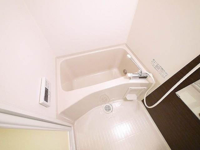 カサフェリス富雄　弐番館の浴室|日々の暮らしに欠かせないお風呂です