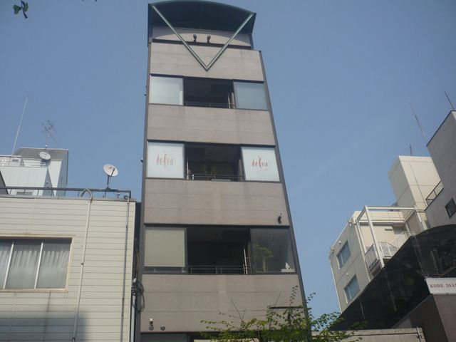 深澤ビルモンベルトアロードの外観