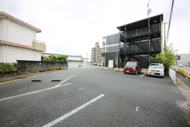 MyRoom旭の駐車場
