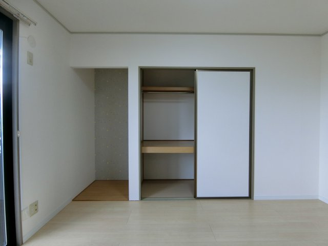 プリムローズⅢＢ棟の収納