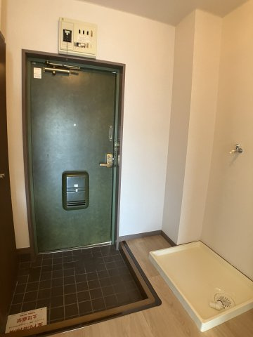 アズール・Kの玄関